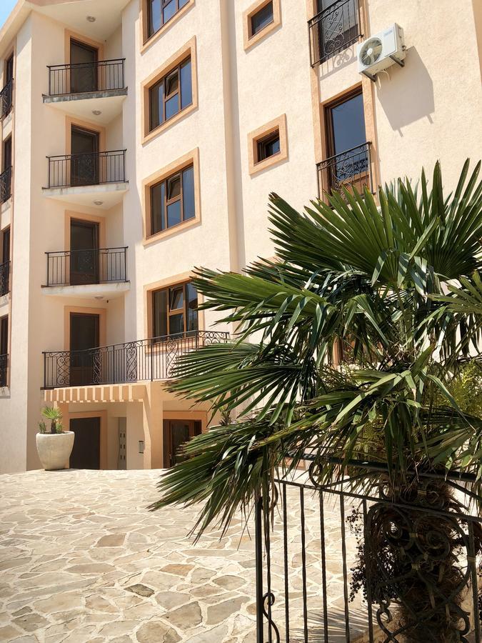 Sun&Sea Apartment Dobra Voda Bagian luar foto